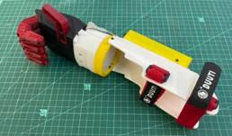 https://img.newstechnionfrance.org/5a670433b85b536a9f4be7e4/j7wq_CU9TzuhCMWIfE_7ew/ixcGk4w8THC_KcAZFMiI9g-The-robotic-hand-768x576.jpeg